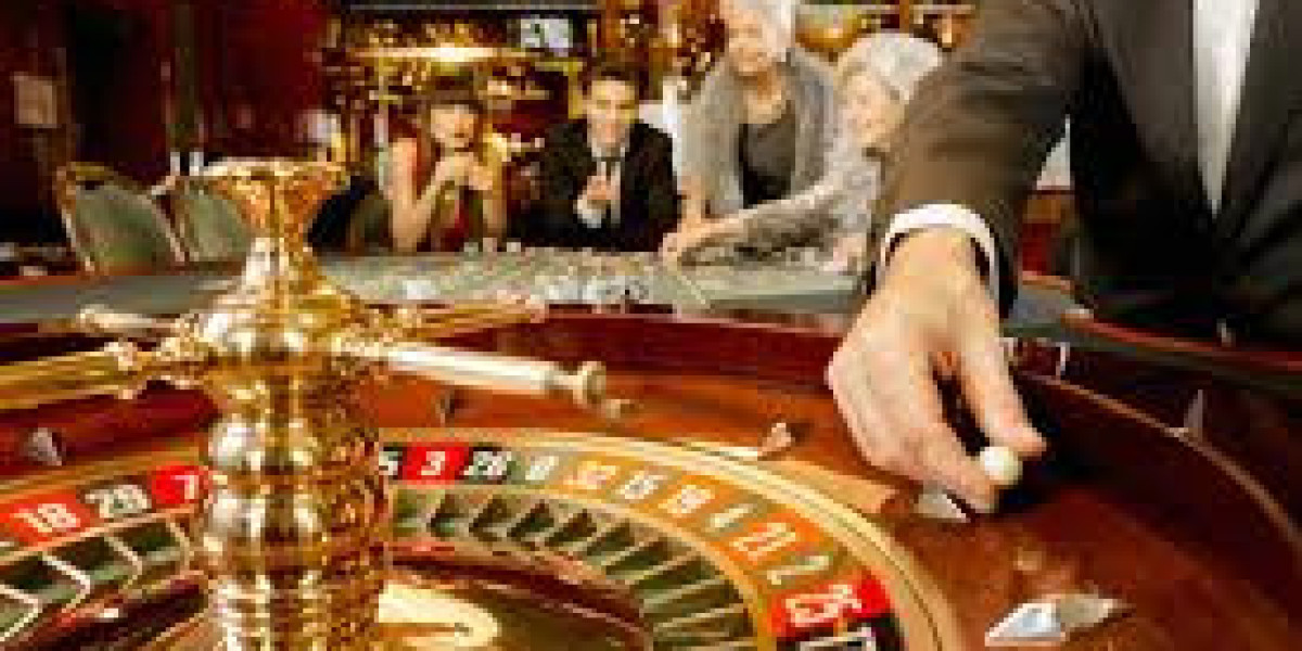 Competere Contro Altri Giocatori nei Casinò Online